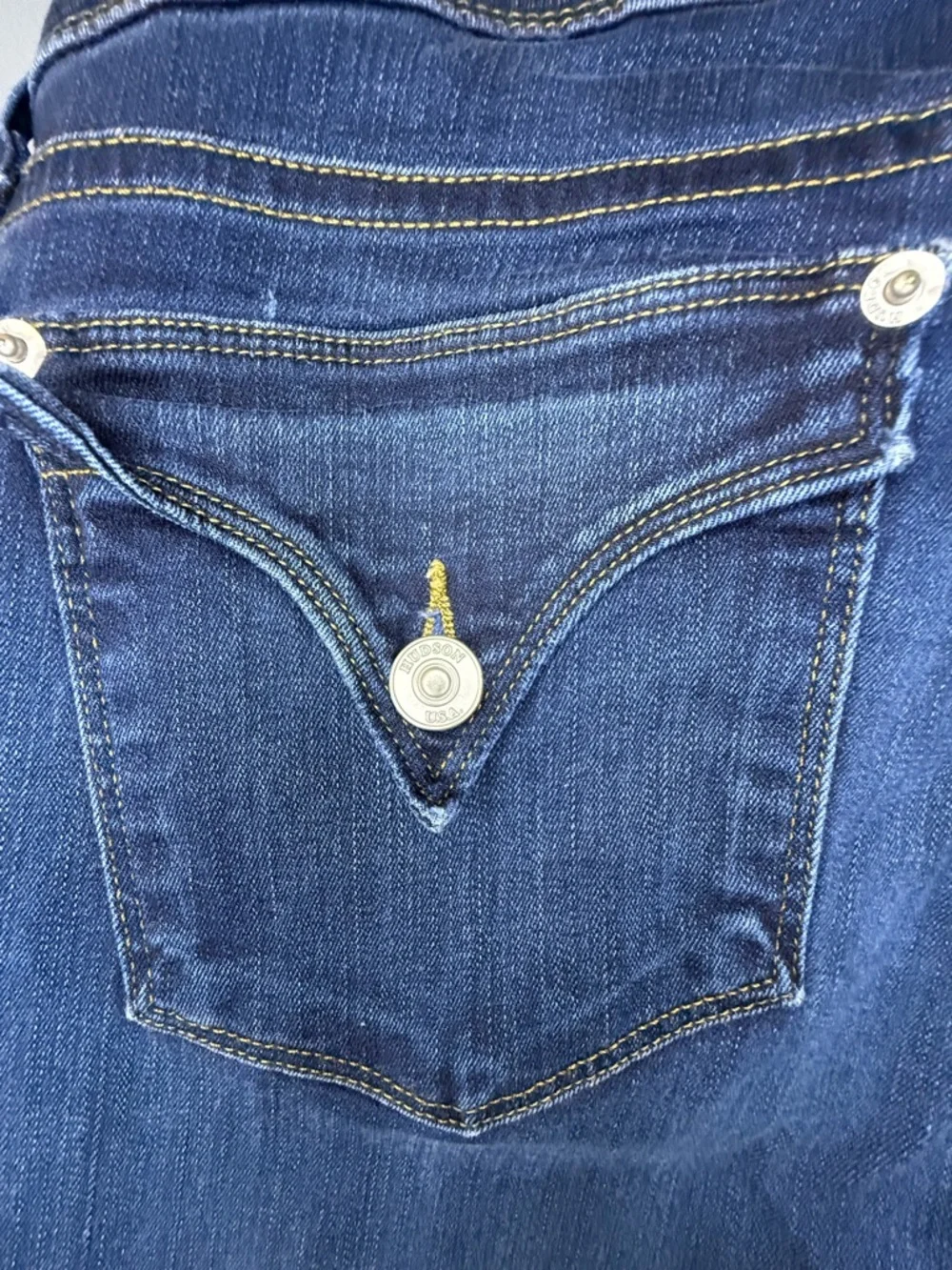 Vintage Hudson Jeans “Beth Babyboot” Dark Indigo Bootcut with Subtle Whiskering - Picture 6 of 7